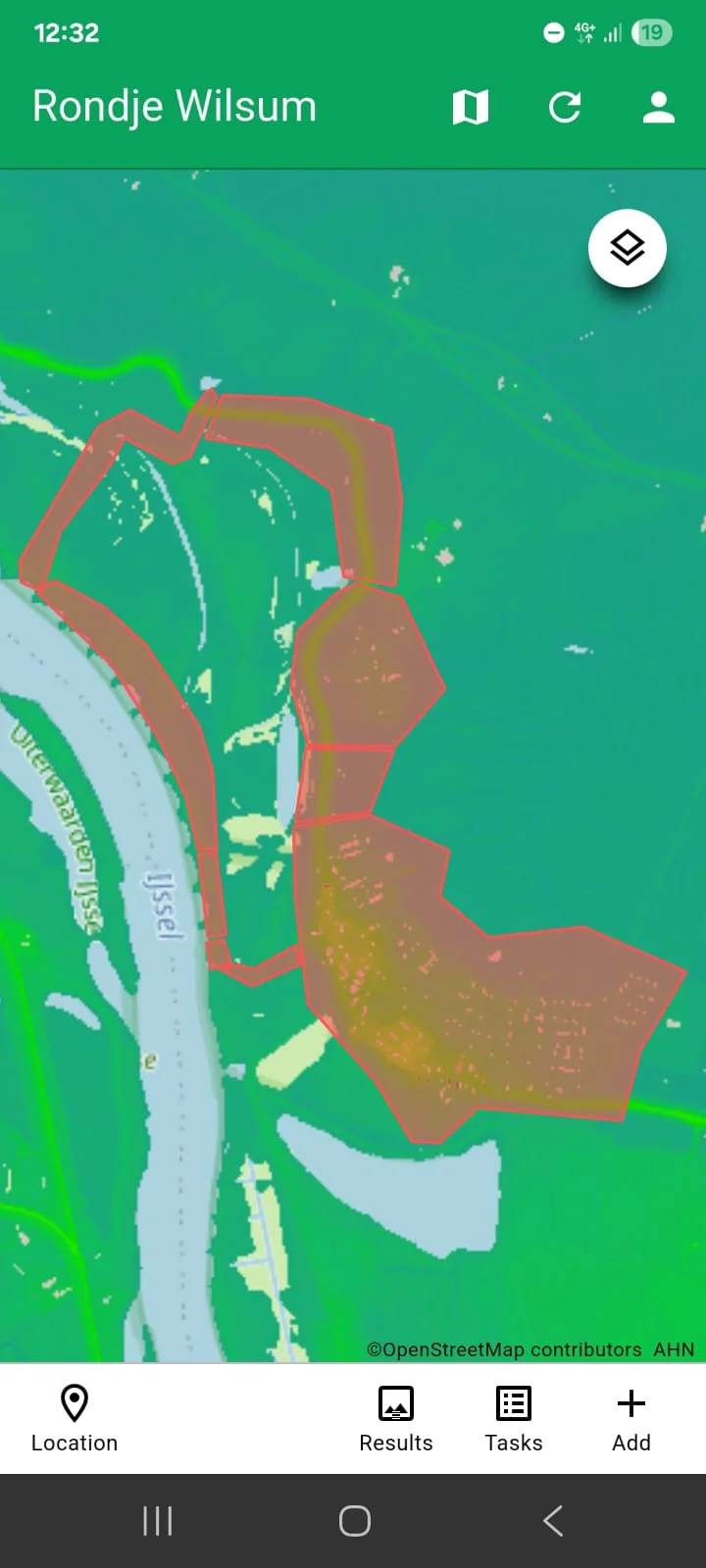 FarmDataViewer app — field map showing parcel boundaries with AHN elevation data
