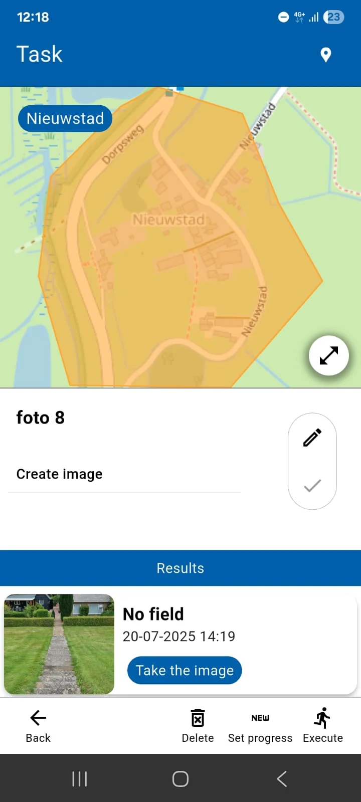 FarmDataViewer app — task detail screen with plot location on the map